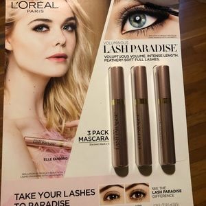 LASH PARADISE VOLUMINOUS MASCARA